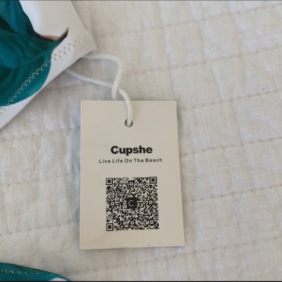 NEW Cupshe Leaf Print Bikini - Picture 14 of 16